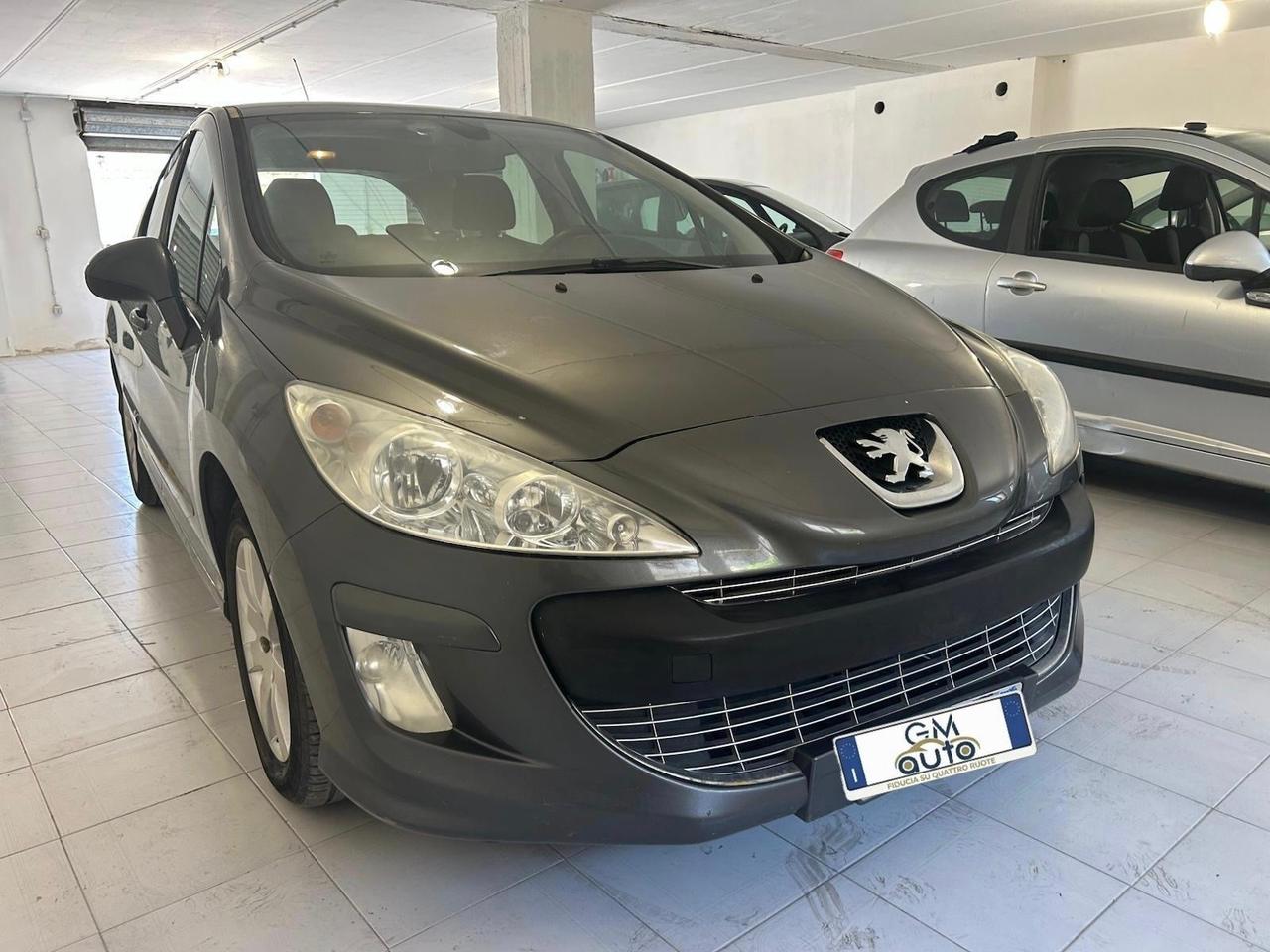 Peugeot 308 2.0 HDi 5p. Féline