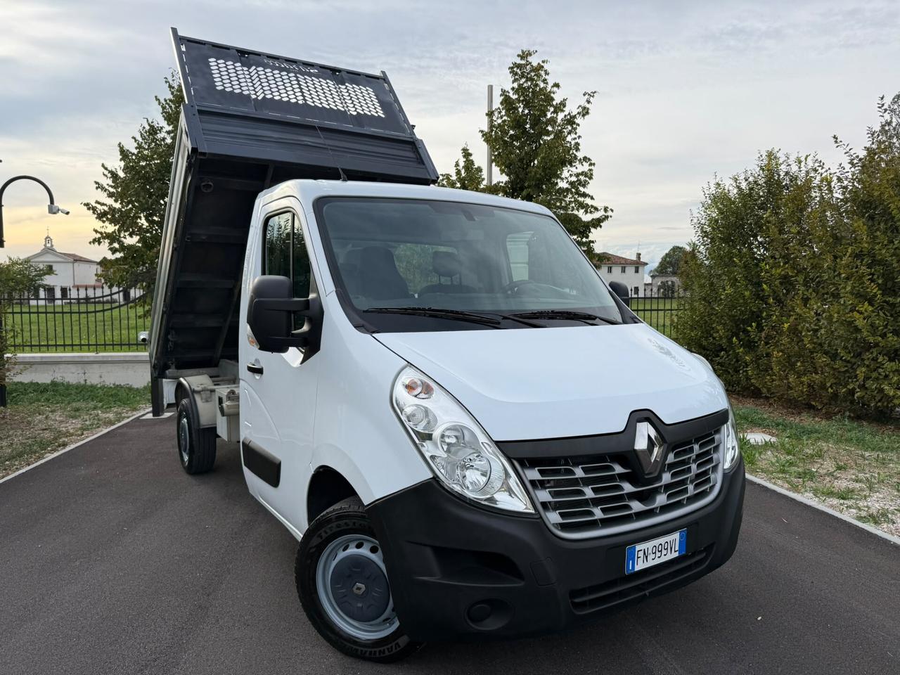 Renault Master Ribaltabile Trilaterale