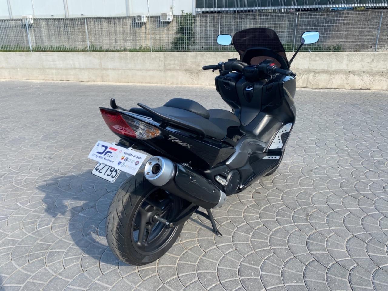 Yamaha TMAX Sport