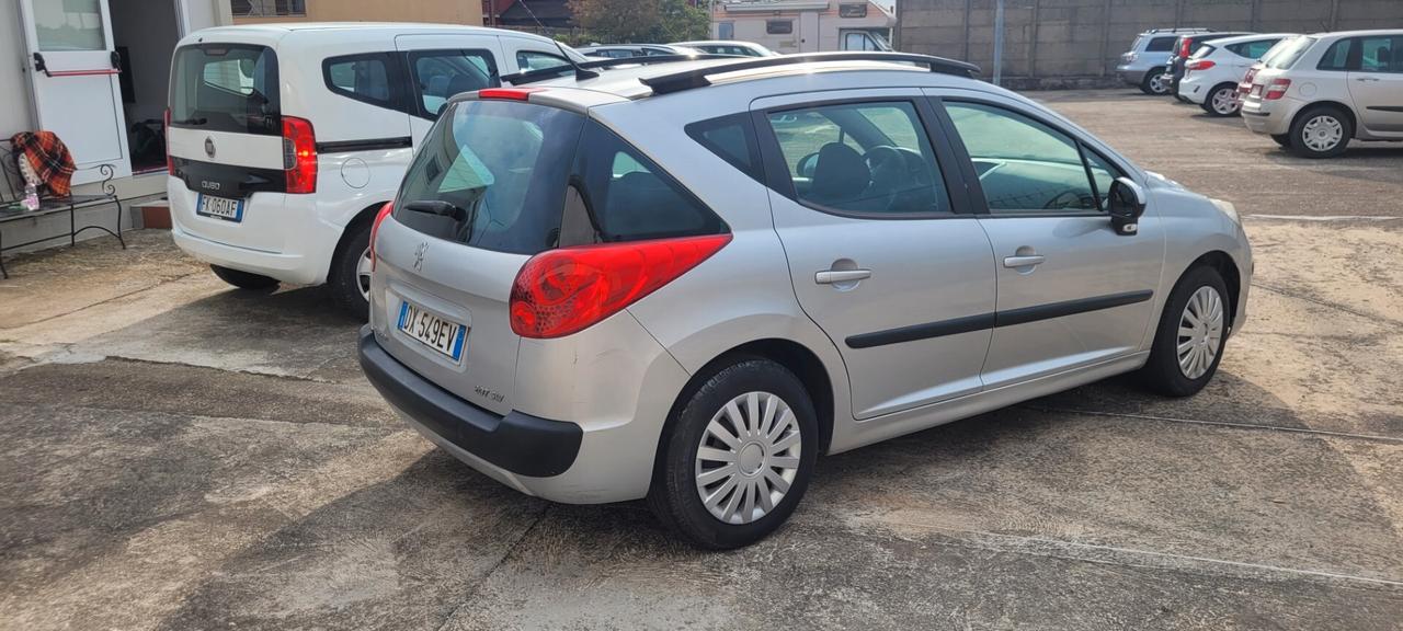 Peugeot 207 neopatentata 1.4 8V 75CV 5p. Energie Sport ECO GPL