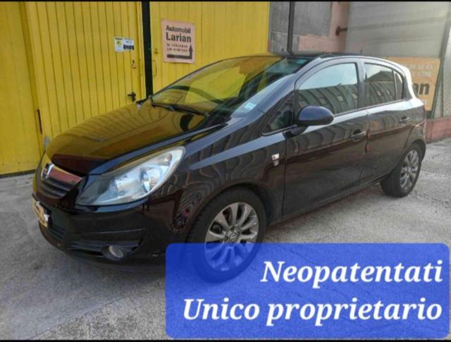 OPEL Corsa 1.2 5 porte Edition ok neopatentati