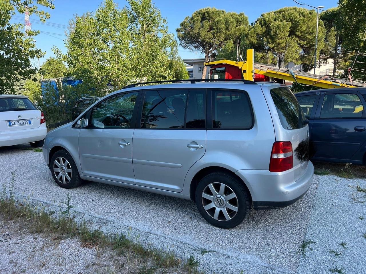 Volkswagen Touran 2.0 16V TDI Highline