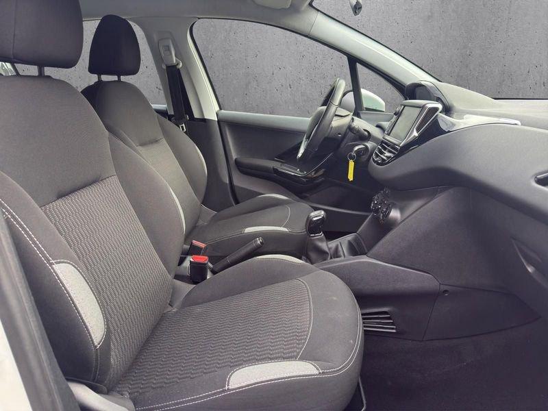 Peugeot 208 208 5p 1.2 PTech 82cv Active