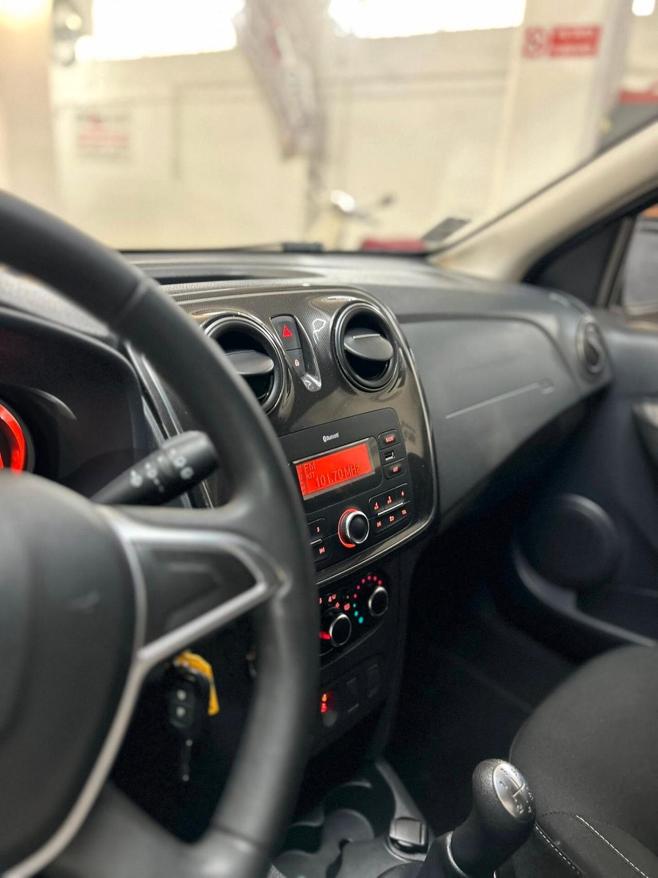 Dacia Sandero 1.5 blue Dci 2019 Solo 93000Km