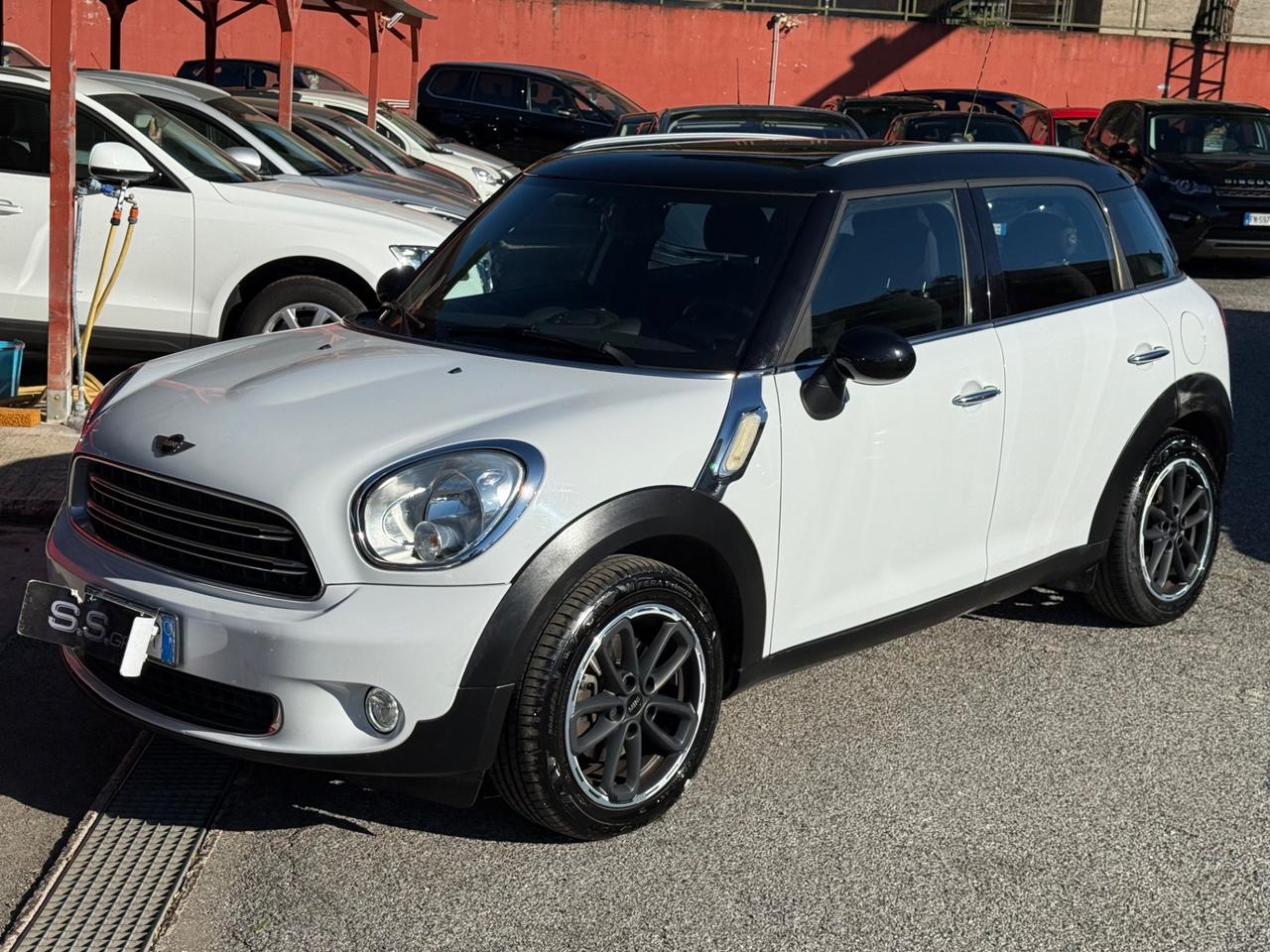 Mini 2.0 Cooper D -Automatica-tetto-E6