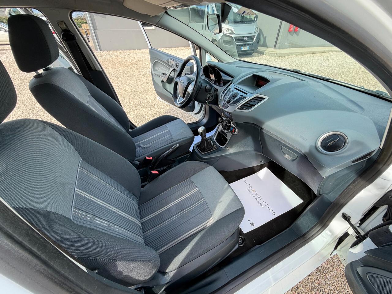 Ford Fiesta 1.4 TDCi 68CV 5 p 128.790 km