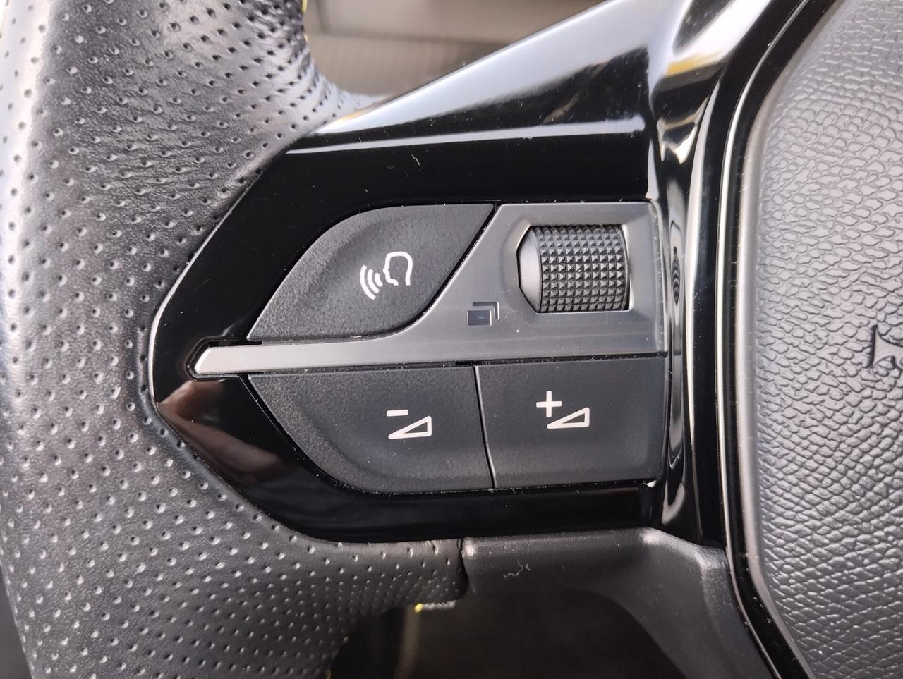 Peugeot 2008 PureTech 130 S&S GT
