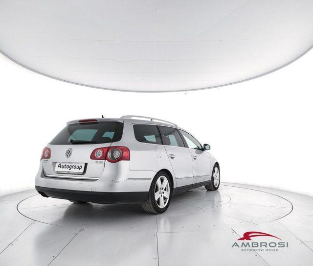 VOLKSWAGEN Passat 2.0 16V TDI Highline - PER OPERATORI DEL SETTORE