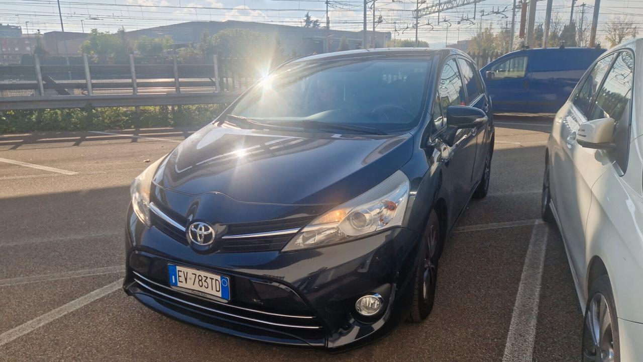 Toyota Verso 1.6 D-4D 7 posti Business Pack