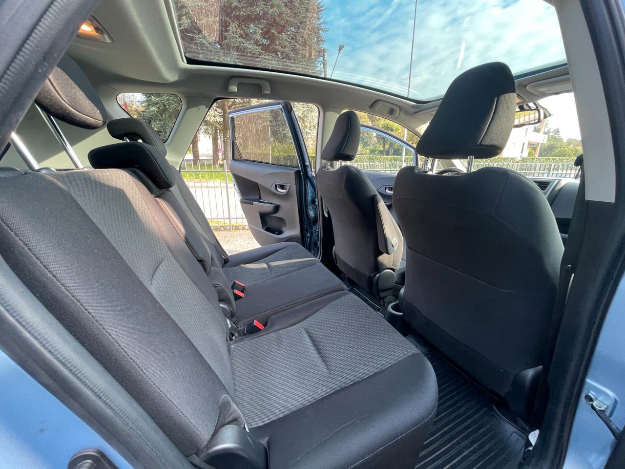 Toyota Verso-S 1.3 MT Lounge