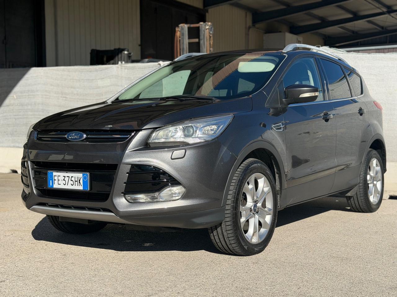 Ford Kuga 2.0 TDCI 150 CV S&S 4WD Titanium