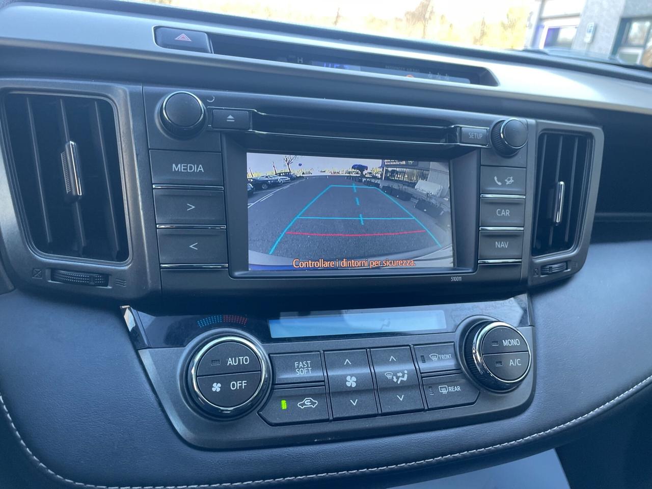 Toyota RAV 4 RAV4 2.0 D-4D 2WD*Neopatentati*Retrocamera