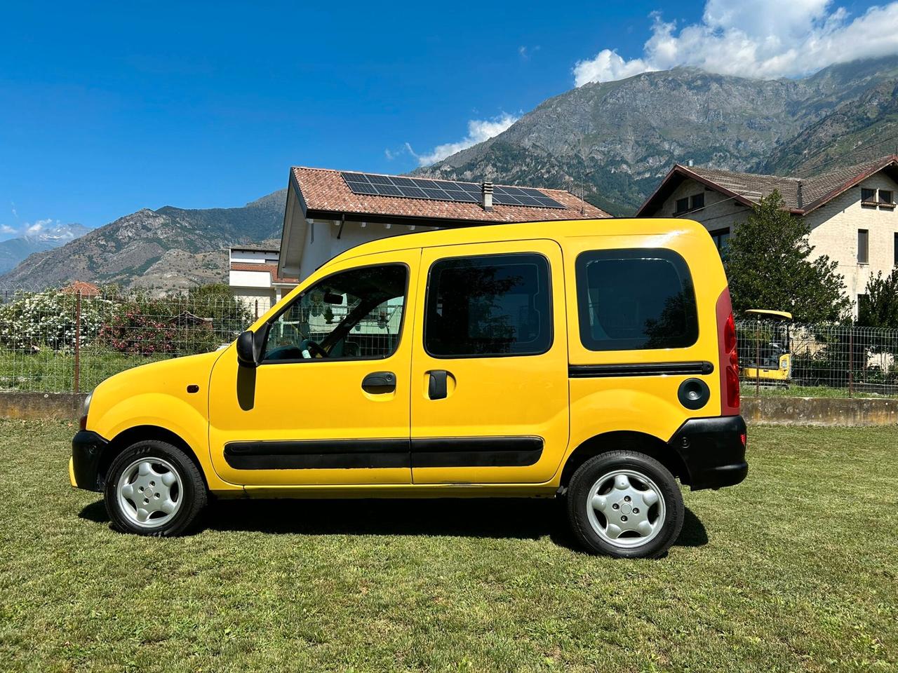 Renault Kangoo camperizzato