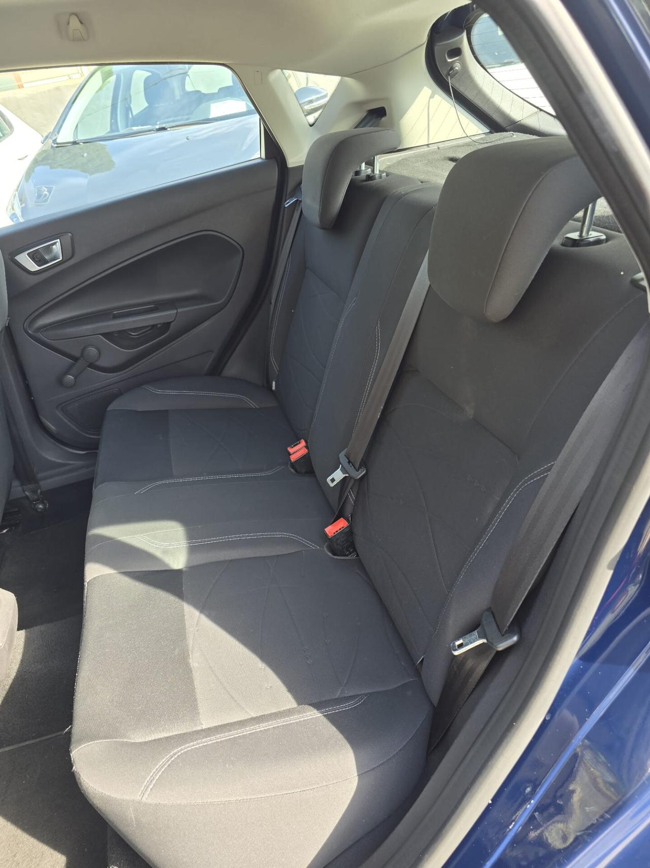 Ford Fiesta 1.5 TDCi 75CV 5 porte