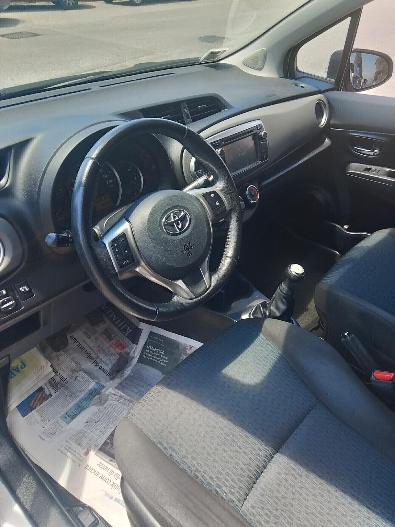 Toyota Yaris 1.0 5 porte Active