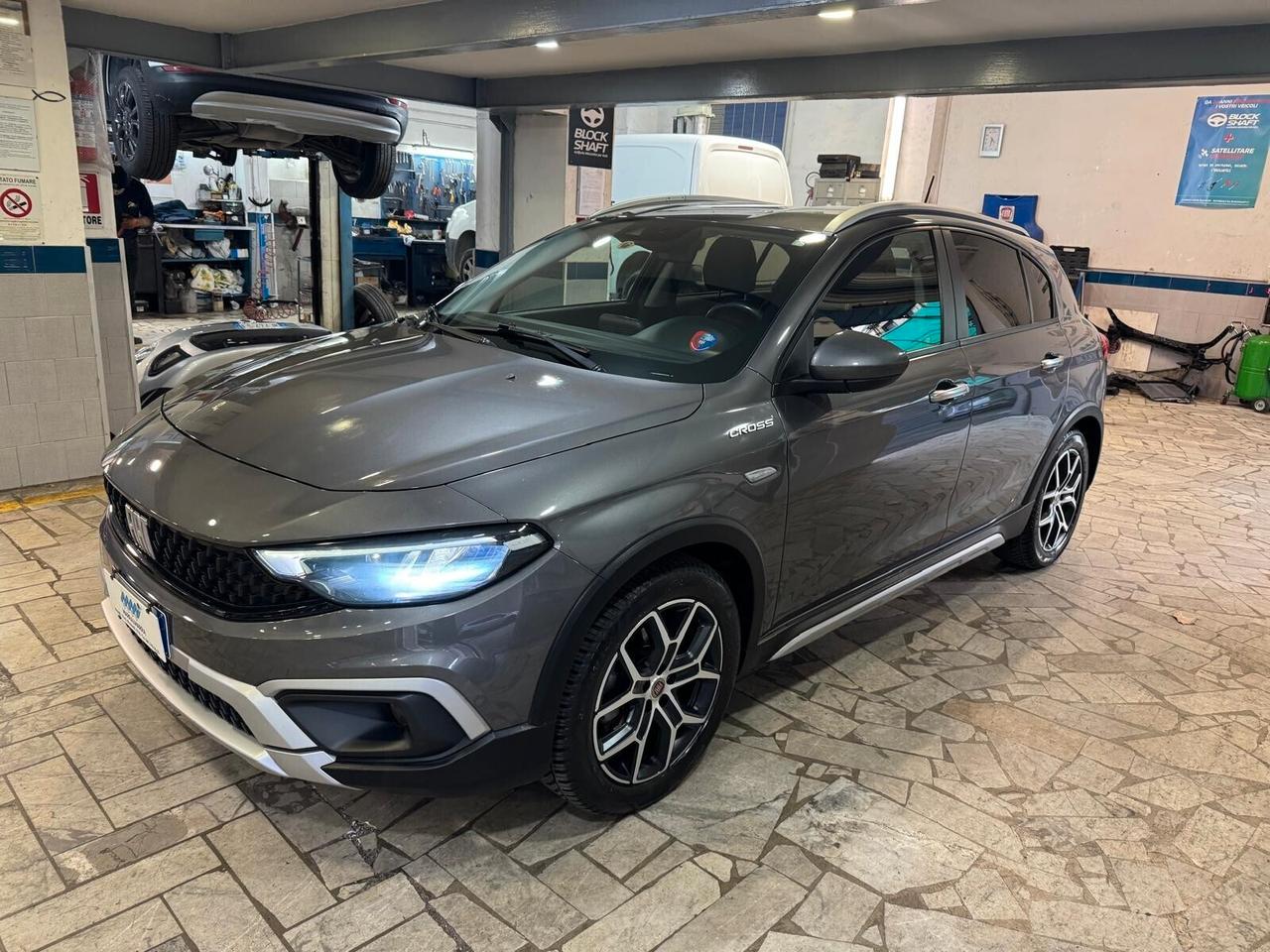 Fiat Tipo 1.3 Mjt S&S 5 porte Cross