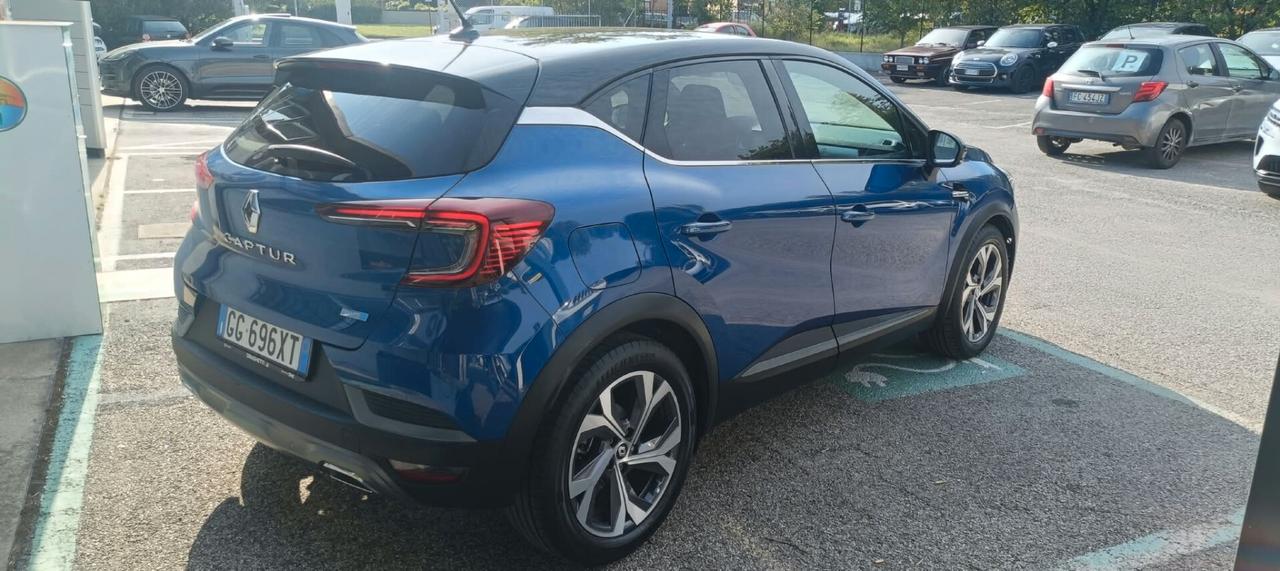 Renault Captur Full Hybrid E-Tech 145 CV RS Line