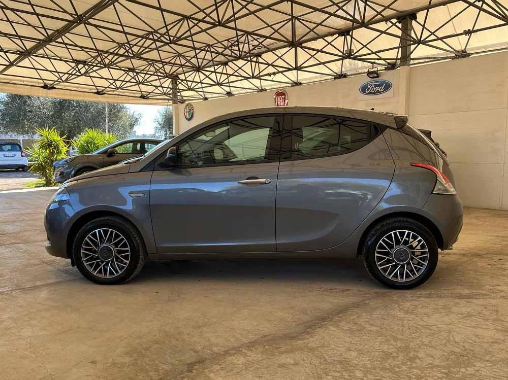 LANCIA Ypsilon III 2021 - Ypsilon 1.0 firefly hybrid Gold Plus s&s 70cv 5p.ti