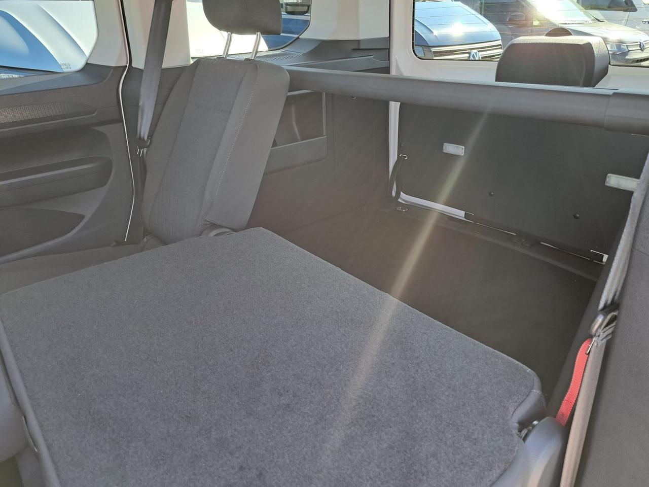 Volkswagen Caddy 2.0 tdi 122cv life dsg7