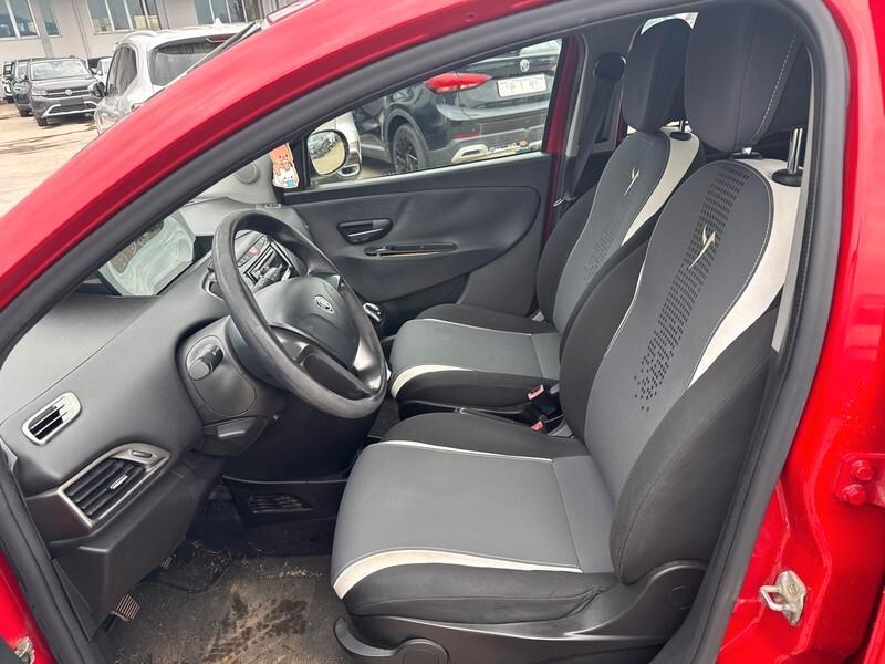 *** IN ARRIVO *** Lancia Ypsilon 1.2 69cv Elefantino 2015