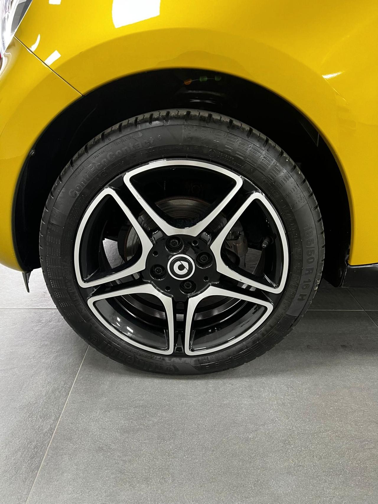 Smart ForFour 90 0.9 Turbo twinamic Prime PACCHETTO LUCI CON CAMBIO F1