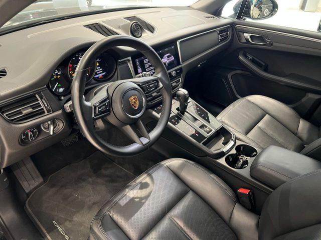 PORSCHE Macan 2.0