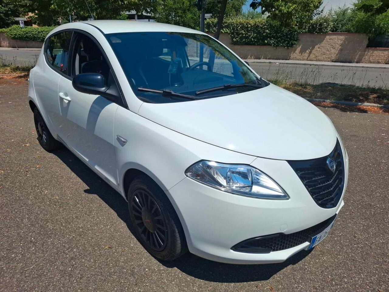 Lancia Ypsilon 1.2 GPL 126.000 KM NEOPATENTATI