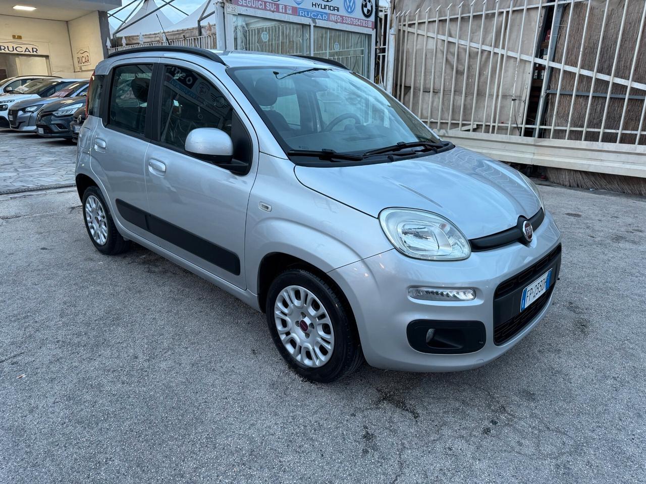 Fiat Panda 1.2 Lounge 2018 COMANDI AL VOLANTE