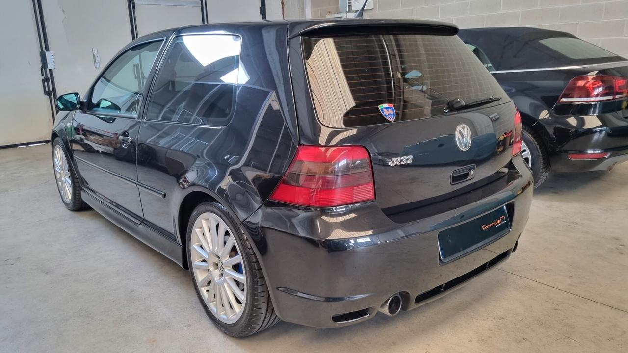 Volkswagen Golf 3.2 V6 cat 3 porte R32*Originale*ASI*