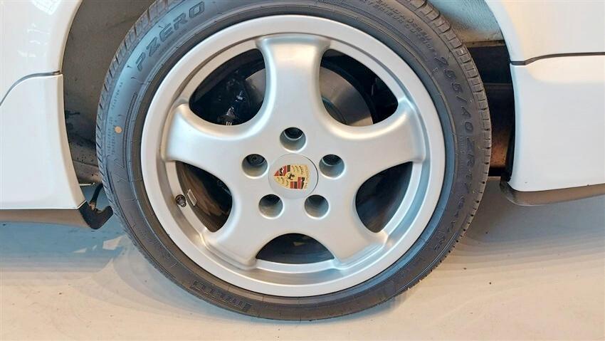 Porsche 911 Carrera 4 cat Targa