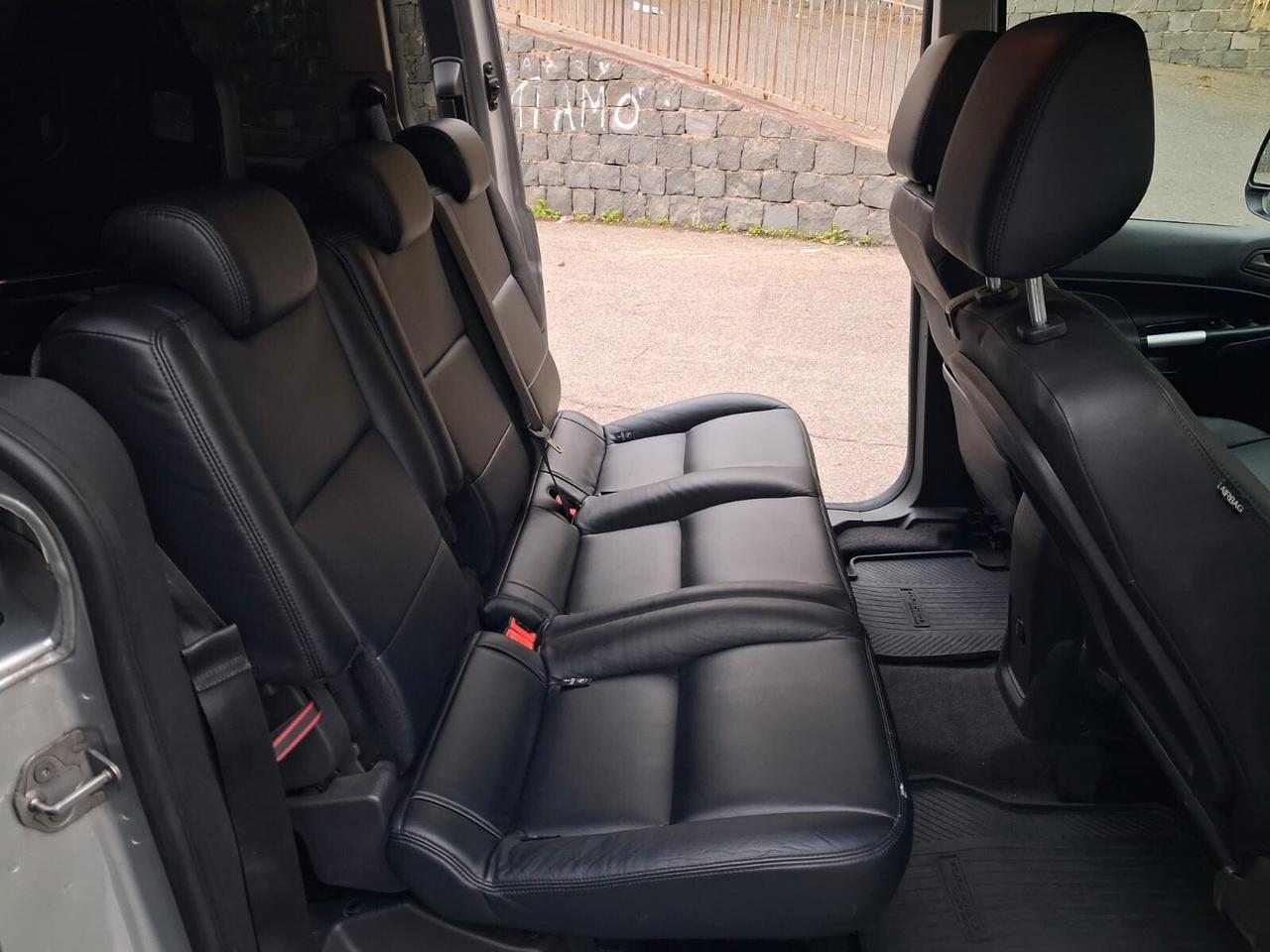 Ford Tourneo Connect Pianale ribassato con rampa disabili in carrozzina