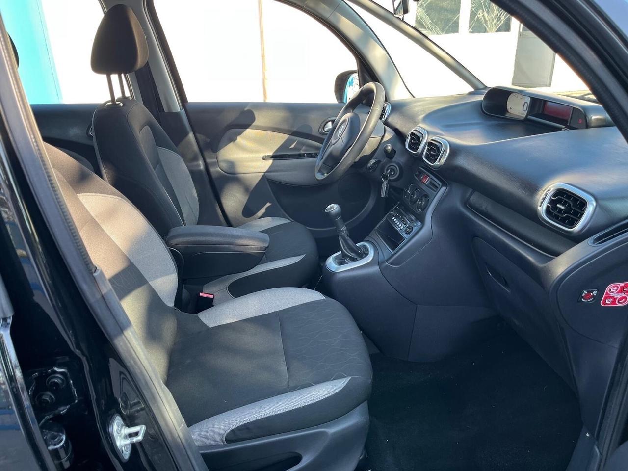 Citroen C3- Picasso -1.6 hdi - full-2013