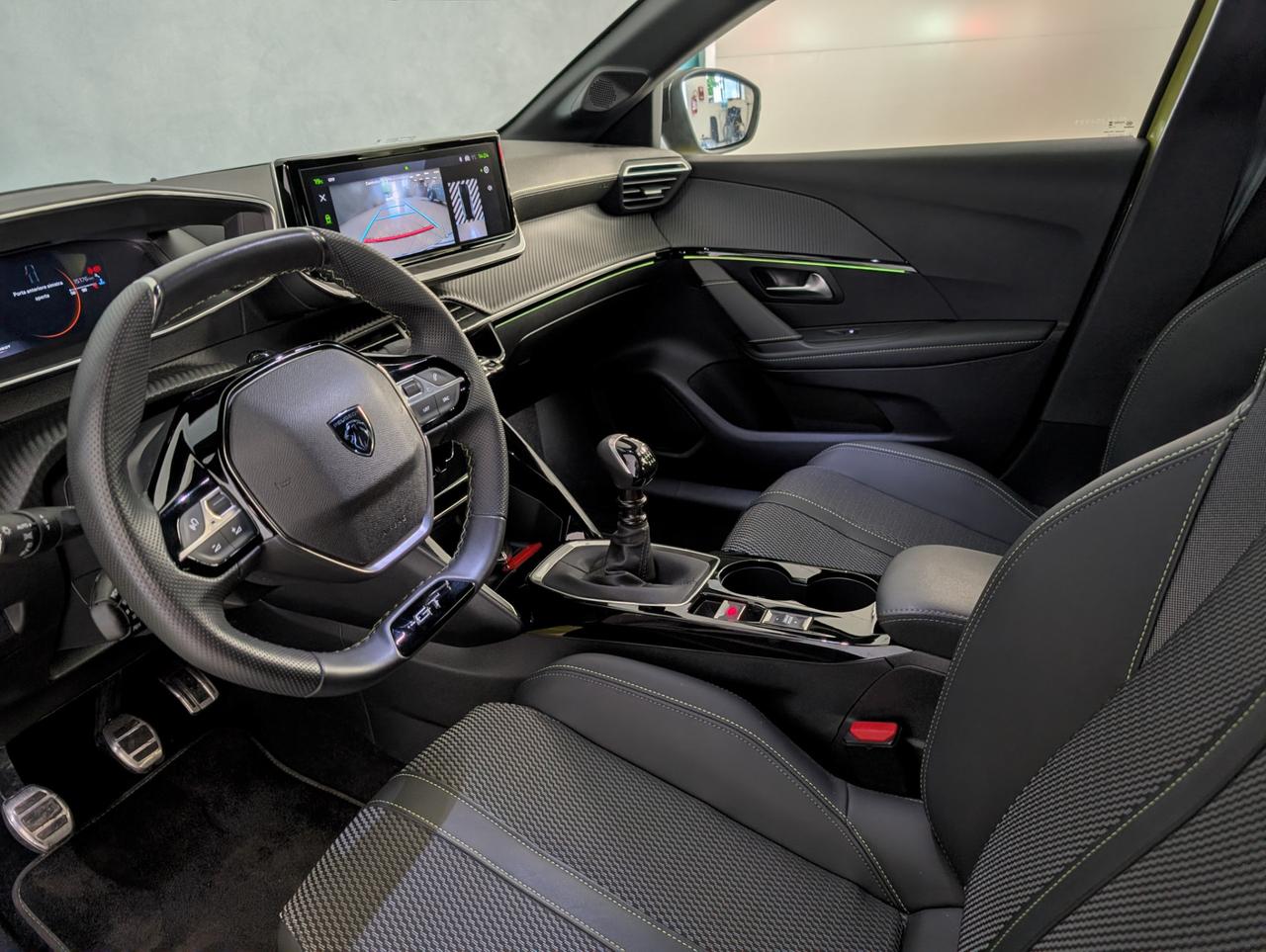 Peugeot 208 ii 1.2 puretech 100cv GT