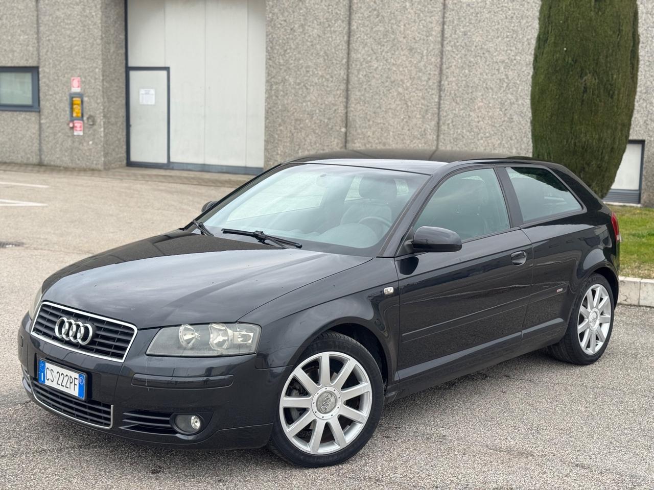 Audi A3 2.0 TDI 140cv S-Line