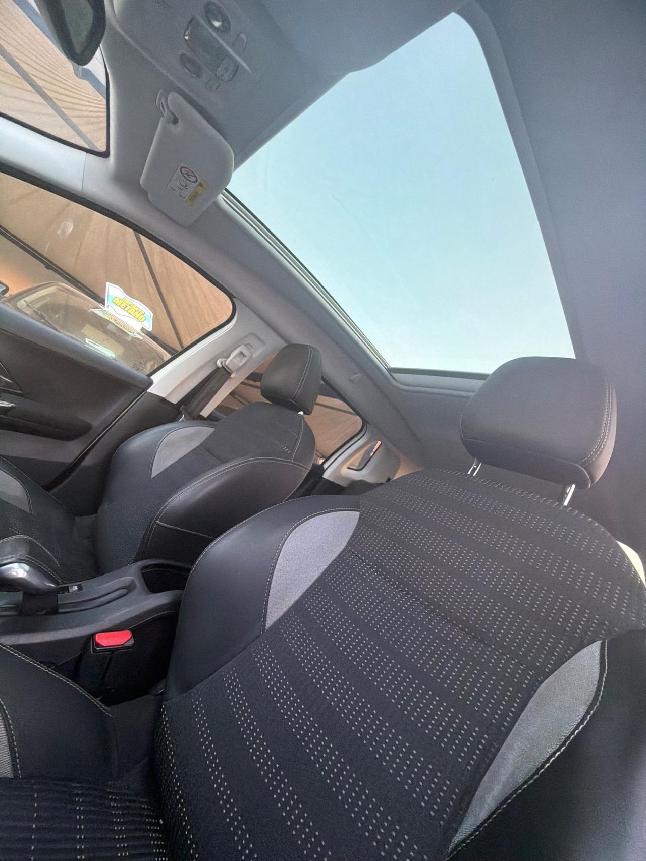 Peugeot 2008 1.6 DIESEL 120 CV - TETTO PANORAMICO