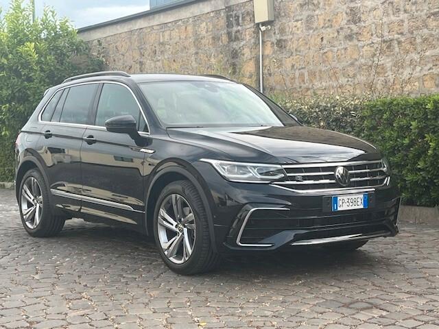 Volkswagen Tiguan 2.0 TDI 150 CV SCR DSG R-Line