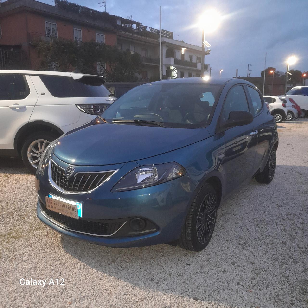Lancia Ypsilon 1.0 FireFly 5 porte S&S Hybrid Ecochic Gold