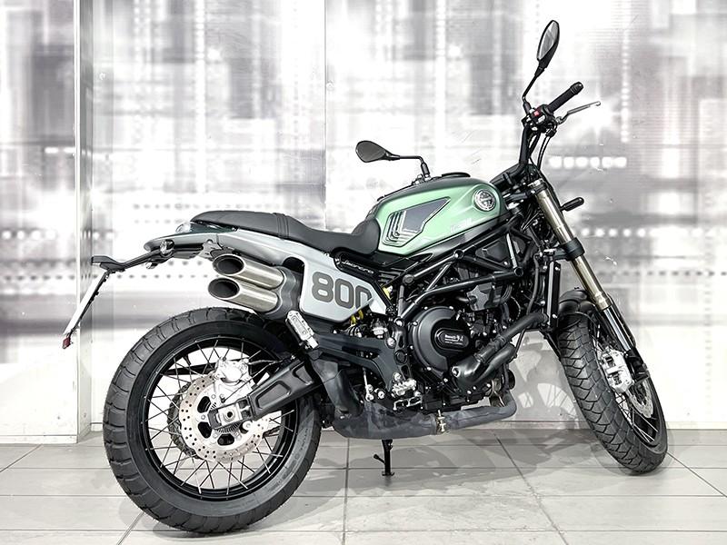 Benelli Leoncino Trail 800