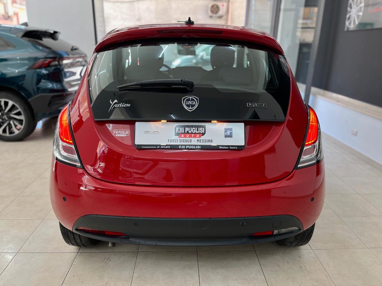 Lancia Ypsilon 1.0 HYBRID Silver KM. 51.900 - 2022