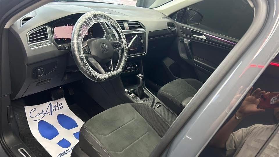 Volkswagen Tiguan 2.0 TDI 150cv DSG Elegance