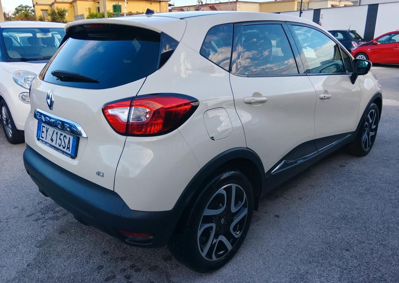 Renault Captur DCI Energy R-Link 1 PROPRIETARIO