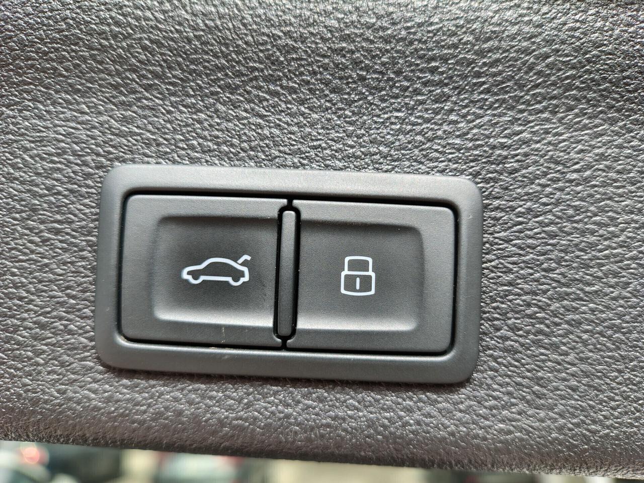 Audi A6 Avant 50 TFSI-E QUATTRO ultra S-Tronic Sport