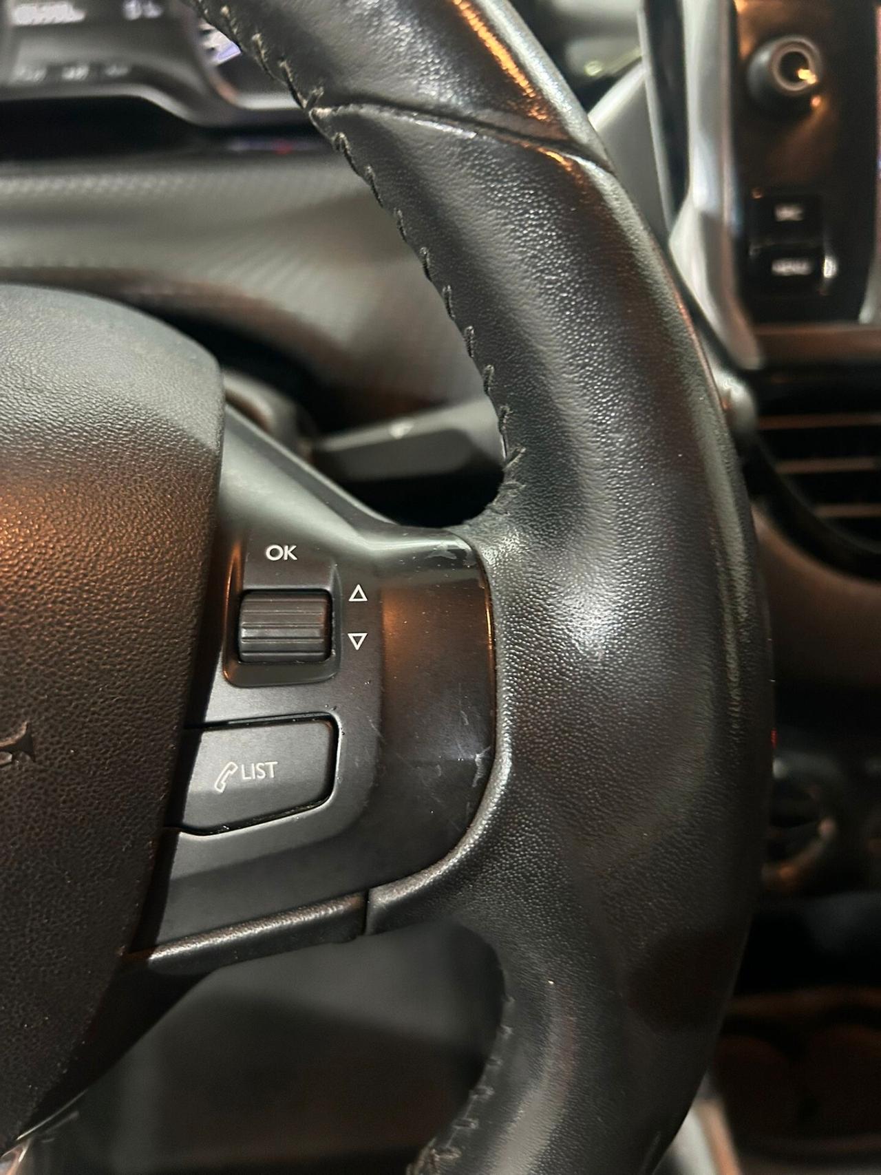 Peugeot 2008 BlueHDi 100 RESTILYNG