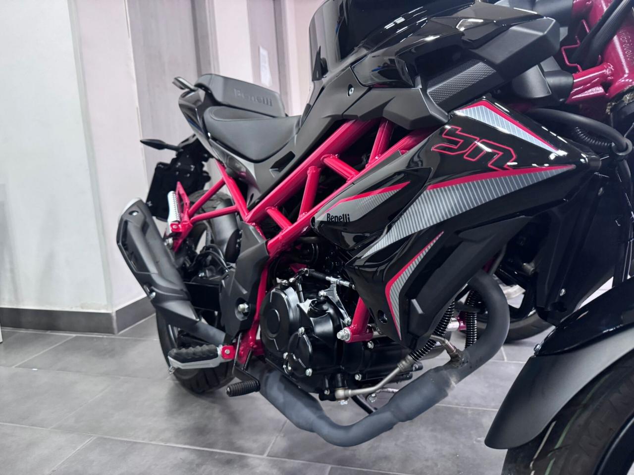 Benelli BN 125