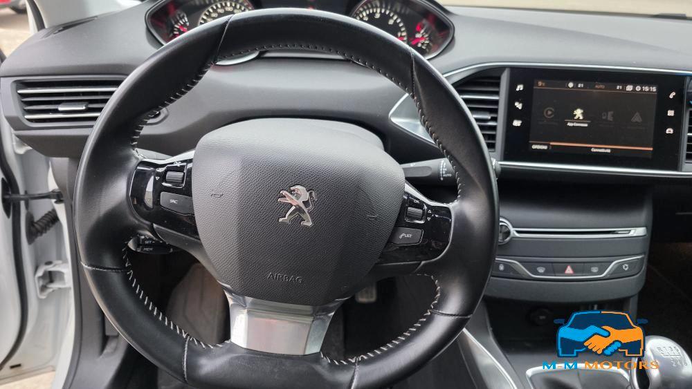 Peugeot 308 5 Porte 308 5p 1.5 bluehdi Gt Line s&s 130cv