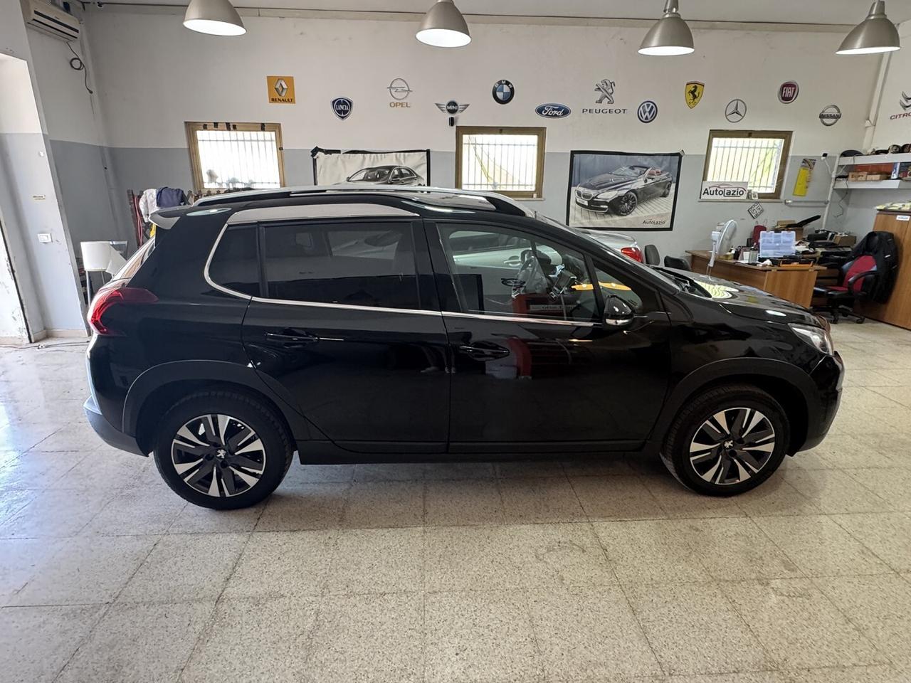 Peugeot 2008 1.2 Allure 82 cv. Navigatore 56 Mila Km.