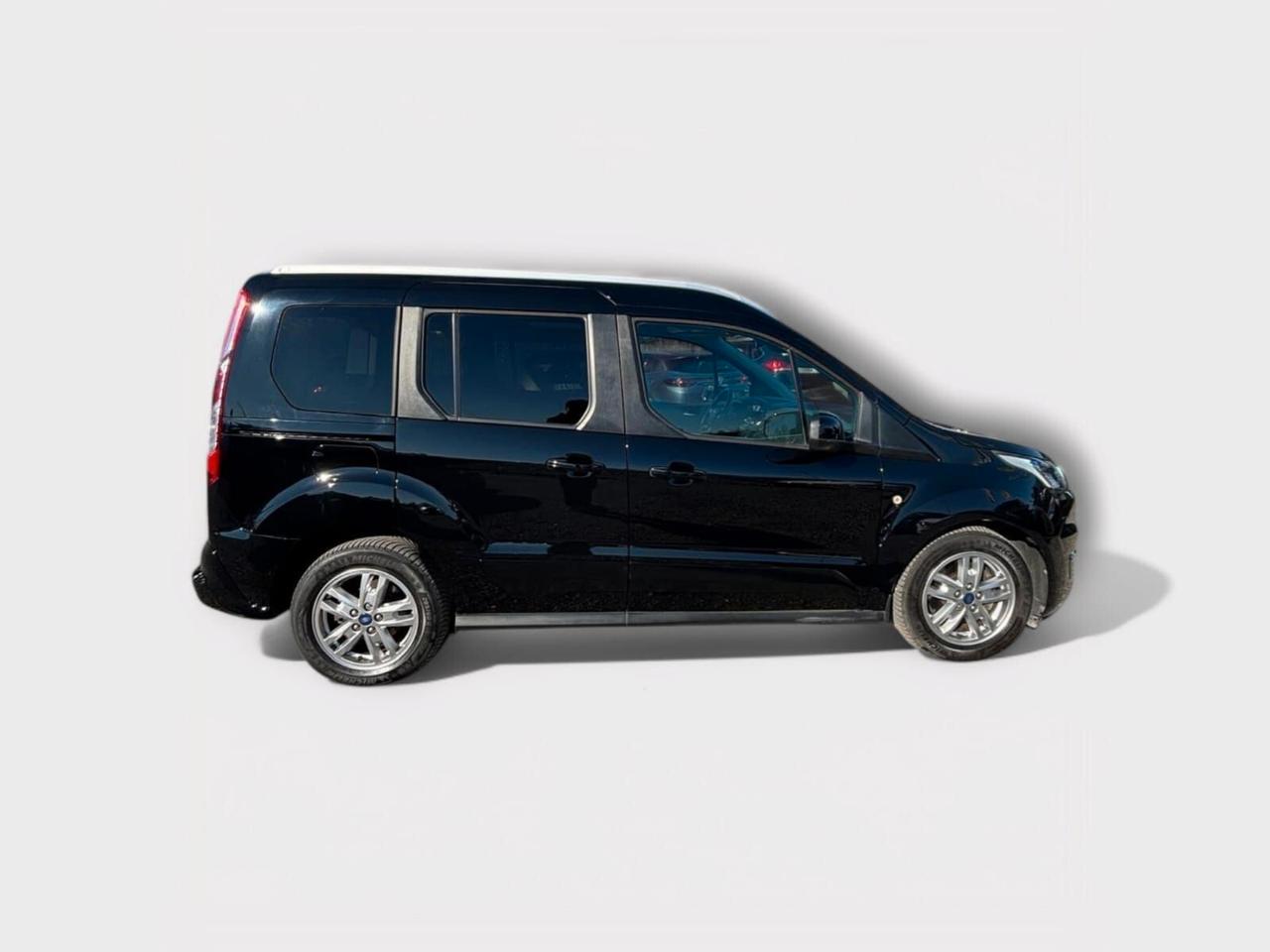 Ford Tourneo Connect Tourneo Connect 1.5 TDCi 120 CV aut. Titanium