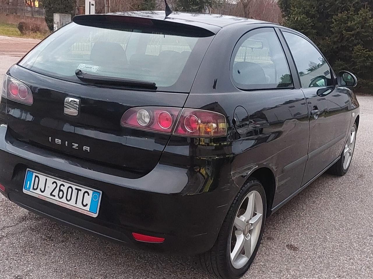 Seat Ibiza 1.2 12V 70CV 3p. Stylance