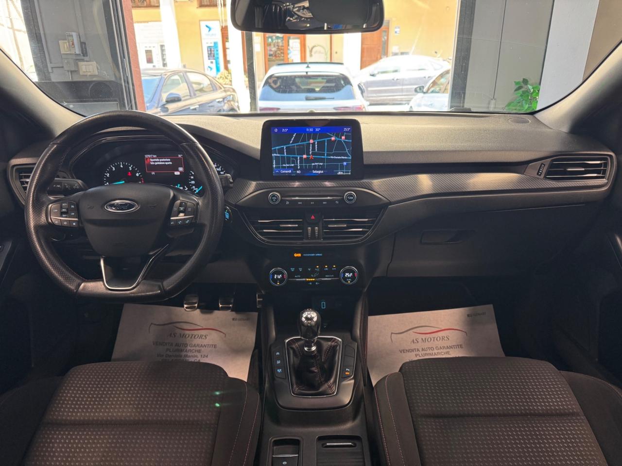 Ford Focus 1.0 EcoBoost 125 CV ST Line Finanziabile