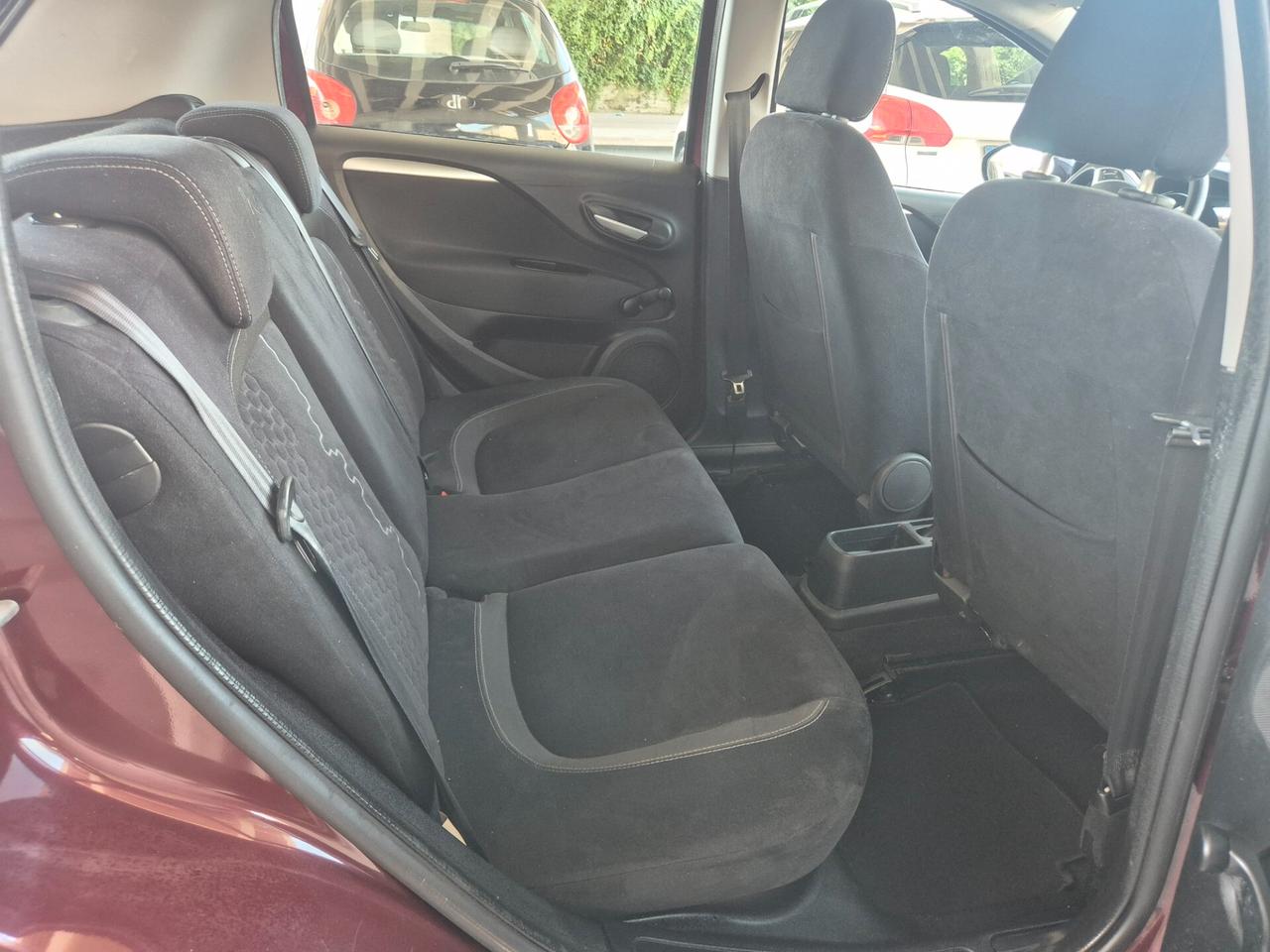FIAT PUNTO STREET 1.4 GAS METANO NUOVISSIMA DEL 2014